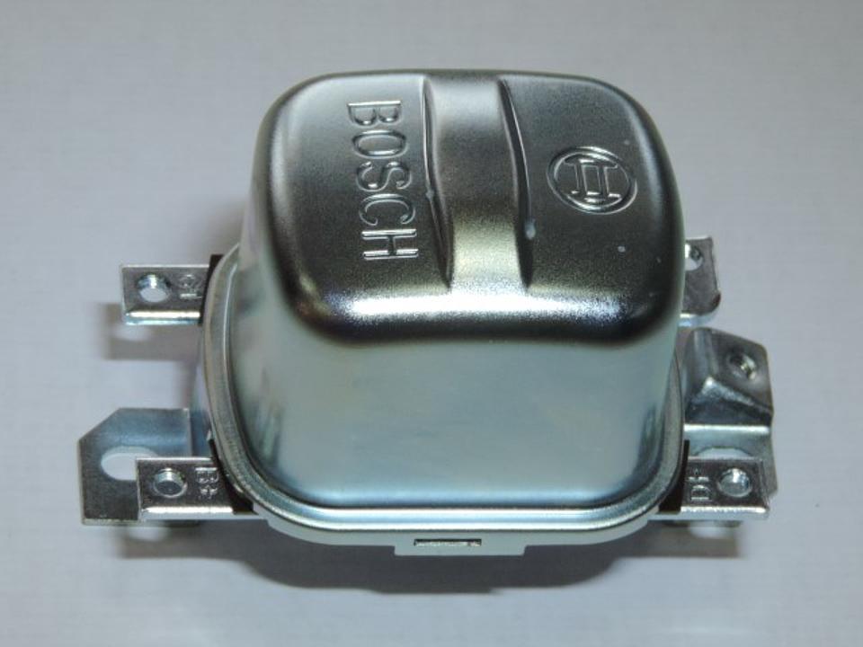 Gleichstromregler 14V 11A im Oldtimer Traktor Ersatzteile Shop online kaufen